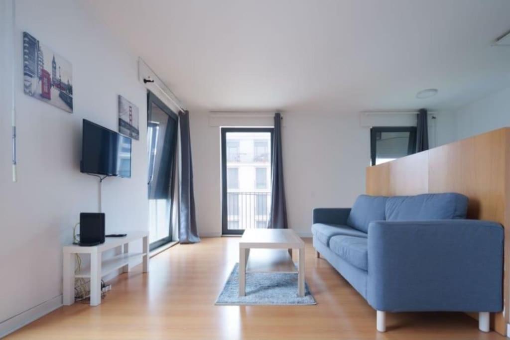Apartment Elevator Flat And Parking Spaces Lissabon